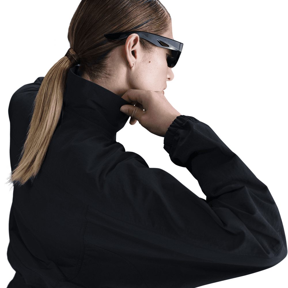 Wmns Nike Sportswear Everything Wovens Jacket 'Black/White'