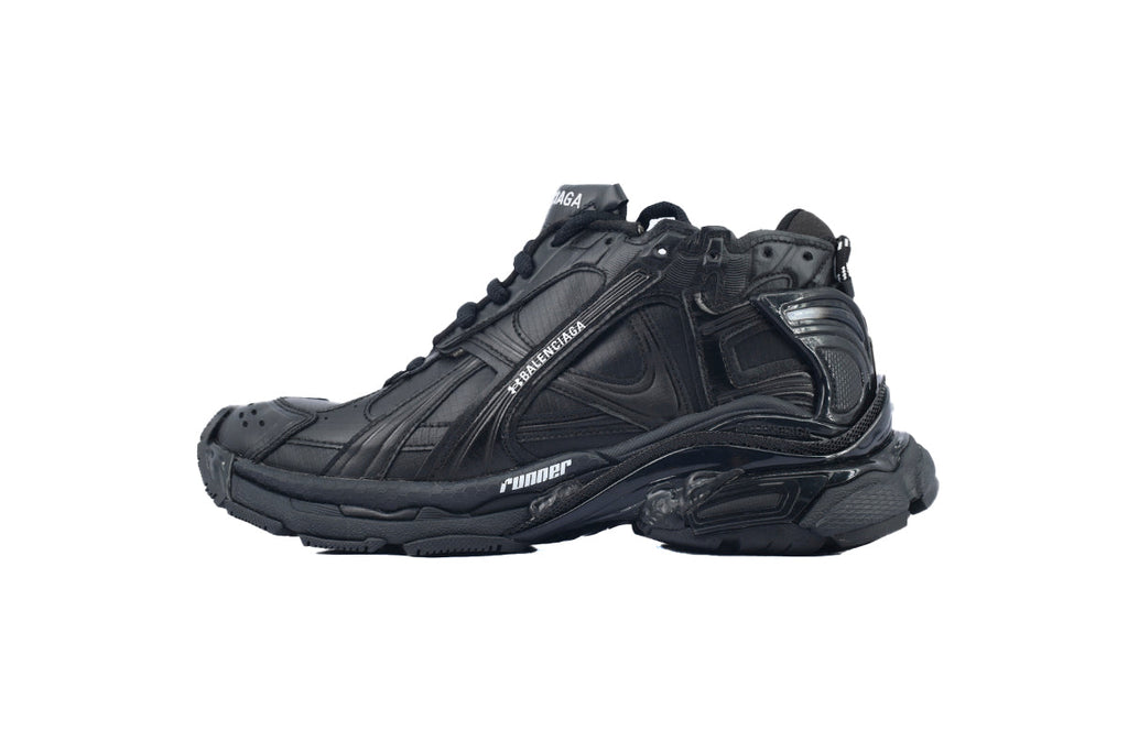 Balenciaga Under Armour Ripstop Runner Sneaker Black 813793WRUCU1000