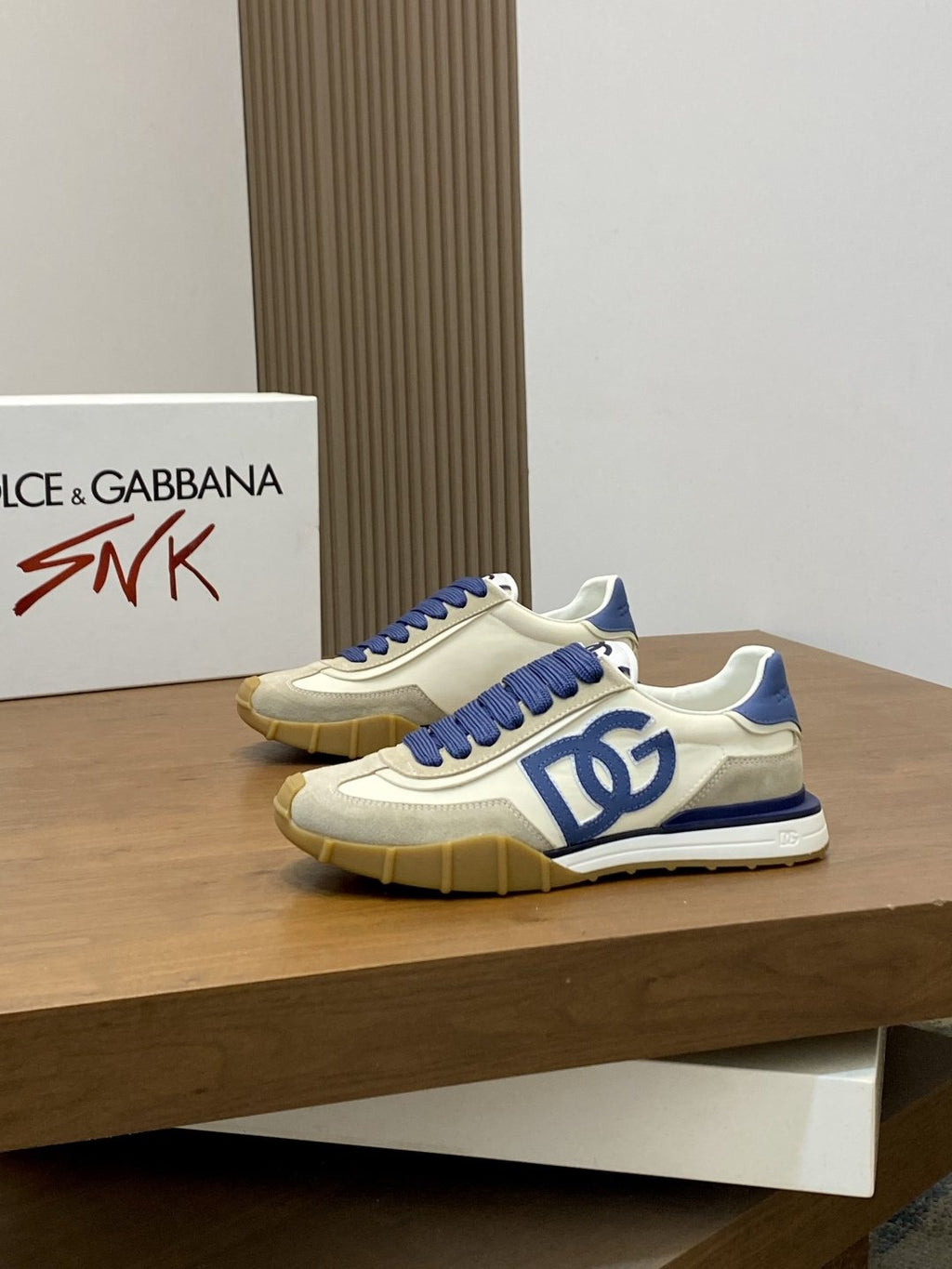 Dolce & Gabbana Men's Low-Top Leather Sneakers