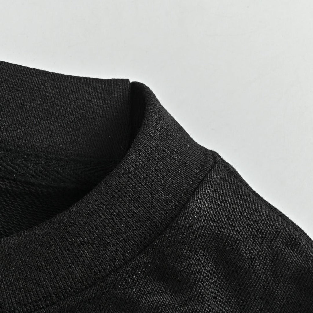 Moncler 26SS Classic Badge Embroidered Logo Crew Neck Sweatshirt — Black